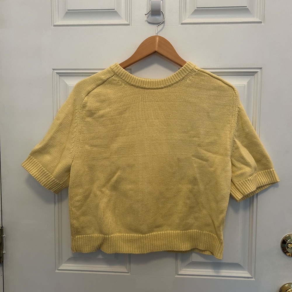 Abercrombie & Fitch Yellow Knit Cropped Sweater, Small